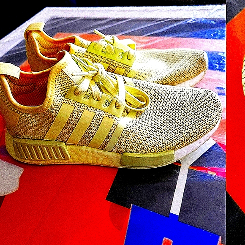 Adidas NMD_R1